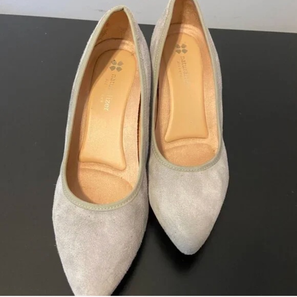 Naturalizer Pointed Toe Pumps. Size 8.5 - Picture 4 of 8